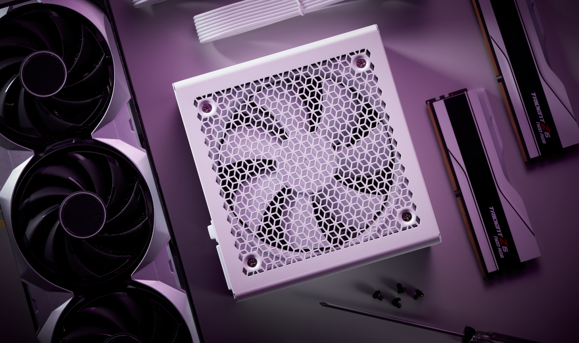 HIGH-POWER GOLD PERFORMANCE FOR GAMING AND WORKSTATIONS